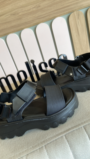 Melissa Kick Of Preto Tratorada