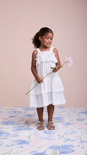 Vestido Animê Laise Off White Com Babados